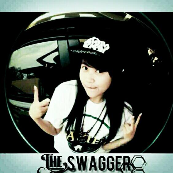 kalian bisa keren kyk dia cuma 50k doang ayo buruan order."piggy" intrnationalsize M,L,XL combad 30s Cp:085755113613