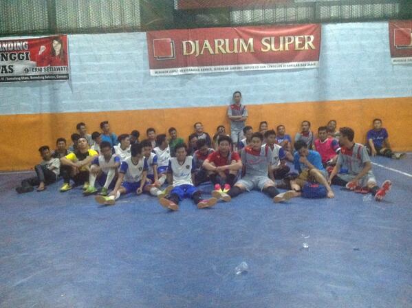 putraadicxs's tweet photo. We're greates team. Amin RT"@official_afs: AFS CLAN @official_afs @LaMasia_Futsal @official_JAFS @putraadicxs http://t.co/UHMi7xQOoF"