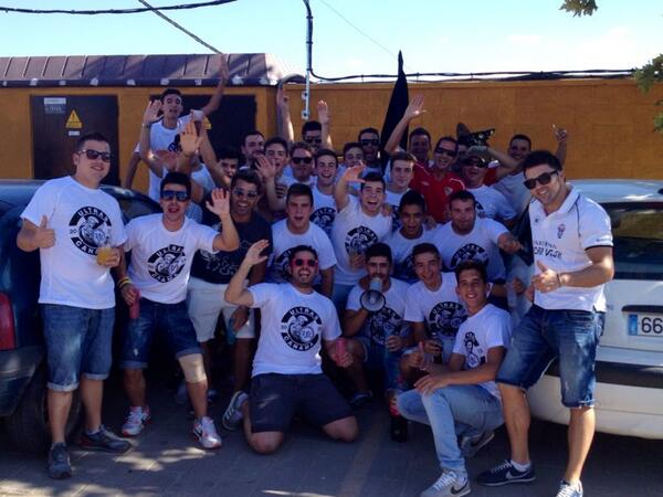 selualc's tweet photo. @CanamaUltras  vamos chavales!!!! http://t.co/cy4HIKs5kp