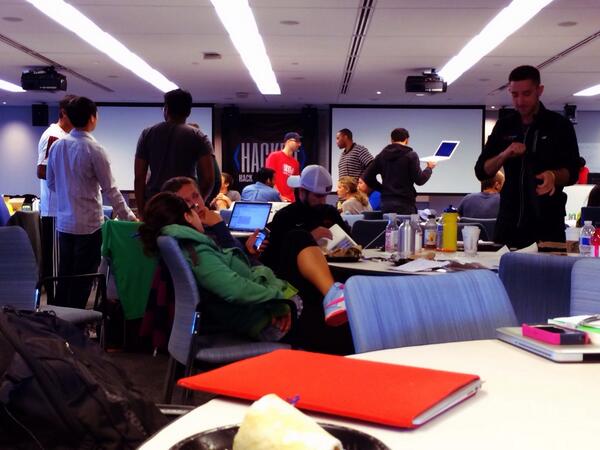 PJSweeney's tweet image. Getting ready to judge #hackfit at the #ms need centr full house @dwinq #bigforeheads