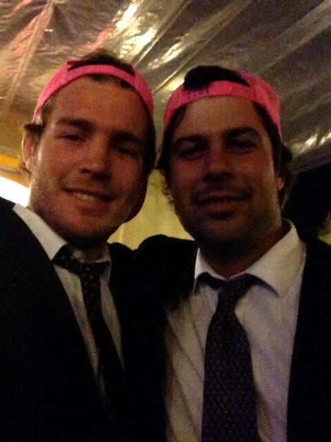 Trajeado con mi amigo <a href="/eduar_gn/">da Silva Shilberto</a>... Que nochecita tete...