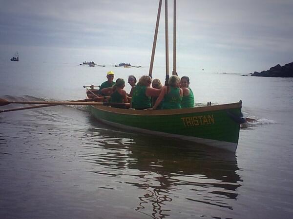Our #Weymouth Ladies B crew coming back in after their win! Well done girls! Huge lead! #Gigrowing at #Sidmouth