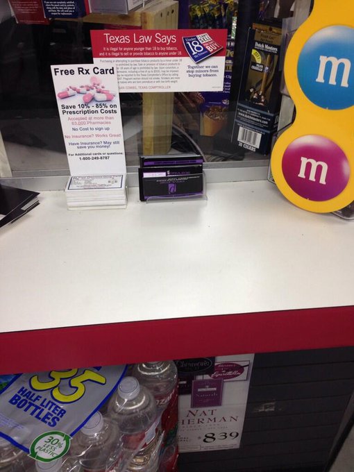 This is what u call #GOODFOOTWORK!! Seen this #PRIVLEDGEGENTLEMEN cards in the gas station !! The trap<a href="/tag/goodfootwork"class="tags">#GOODFOOTWORK</a><a href="/tag/privledgegentlemen"class="tags"><span>#privledgegentlemen</span></a>