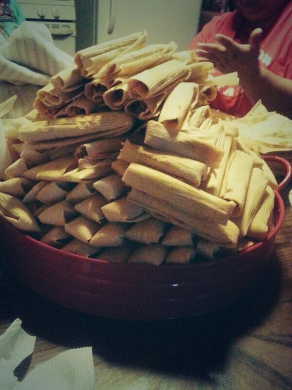 tortiz55's tweet photo. Tamales (: http://t.co/8dVXMo4qqH