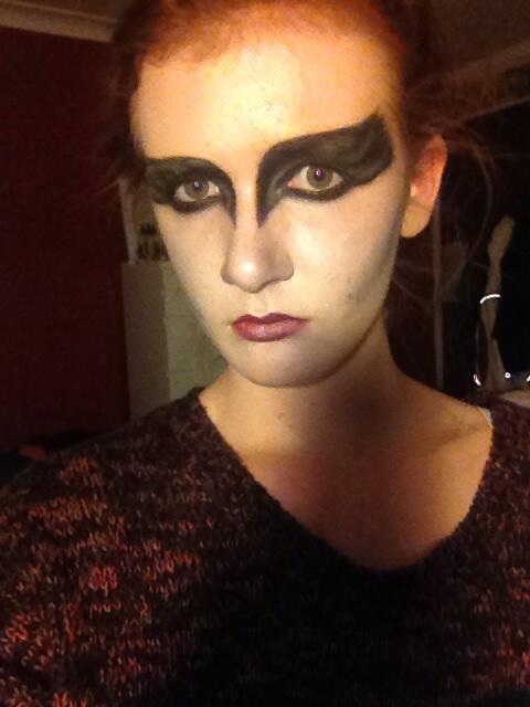 bl_ackcoffee's tweet image. would you be interested in seeing a tutorial for this look? #blackswan #halloweentutorials #bbloggers