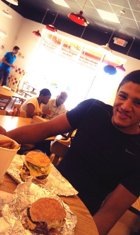 Me and my boy shavon had to grub out at 5 guys today! Too bad gage was too lame to join. Shavon killed #triplestack