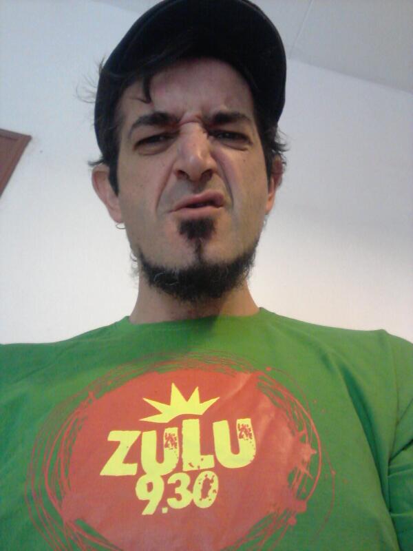 <a href="/willyfuego/">willy fuego</a> on fireeee!! Te queremos Willy!! <a href="/lakinkybeat/">La Kinky Beat</a> GRANDES!!!