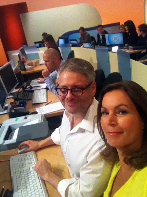 0:40, immer noch hess.Verhältnisse! #FDP könnte es noch schaffen. Wahlkrimi, wir senden durch! Mit <a href="/tmsklein/">Tom Klein</a> #hrwahl