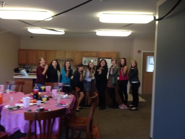 camila9624's tweet image. #lashbash @BenefitBeauty