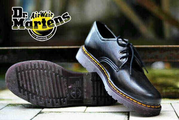 Conecting shoes tweet media