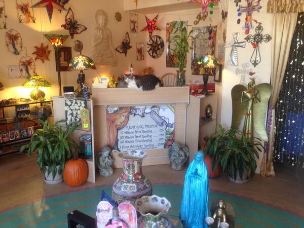 Starla Kitty says 20% store-wide retail sale with a mention of this post. #RedondoBeach #MysticalJoy