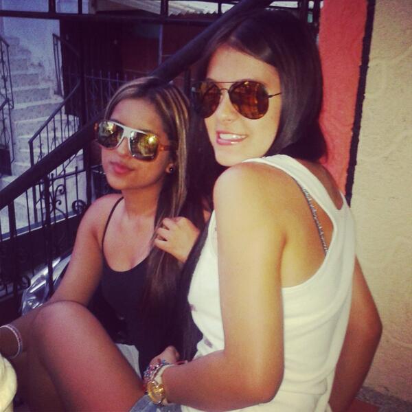012394s's tweet photo. Loveu amiga @RossanaGir http://t.co/e0pIWOCKCC