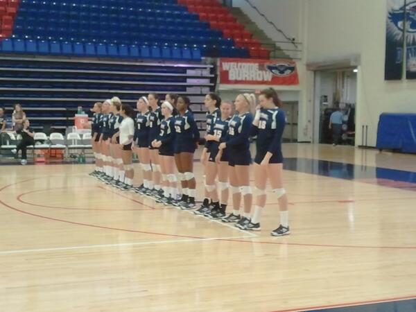 papawoj's tweet photo. Future champions of CUSA. #herewegoladyowls#gettinyourwings http://t.co/uzJHyZUXcw