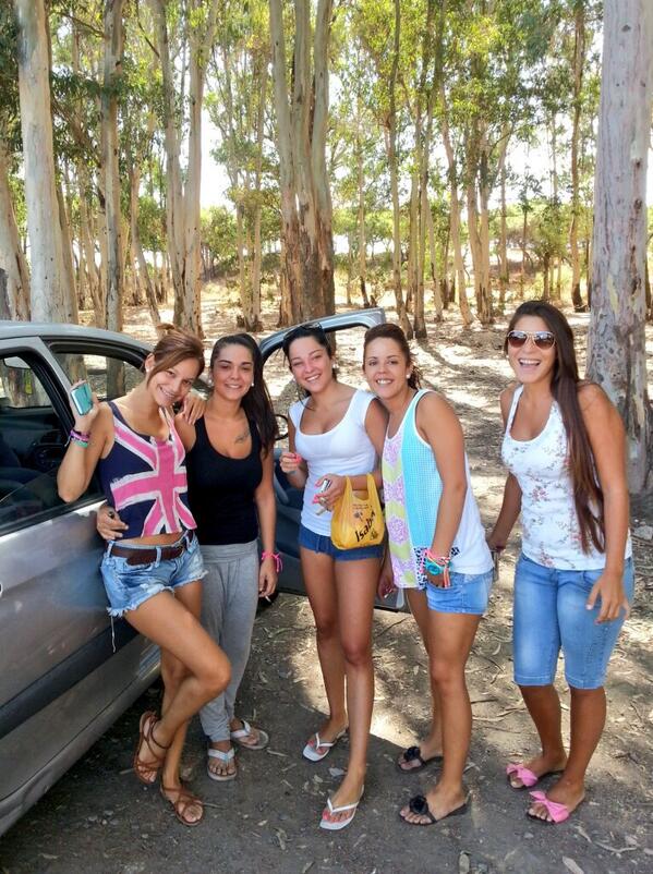 carmenmorgaz's tweet photo. @DeborahBeas @albitap90 @mariaojito10 @anitato21 http://t.co/3NwjWP5Tnj
