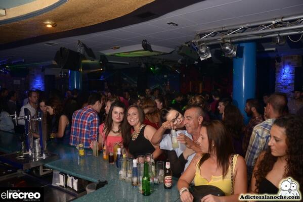 Así se puso este sábado <a href="/ElRecreo2/">EL RECREOOOO!!</a> MUCHAS GRACIAS con <a href="/javier_galiano/">Javier Galiano aka MOEBB</a> <a href="/Emilietepicazo/">EMILIO PICAZO JARA</a> <a href="/M_A_Rocha/">Miguel Angel Rocha</a> <a href="/djjoselopez/">Jose Lopez</a>