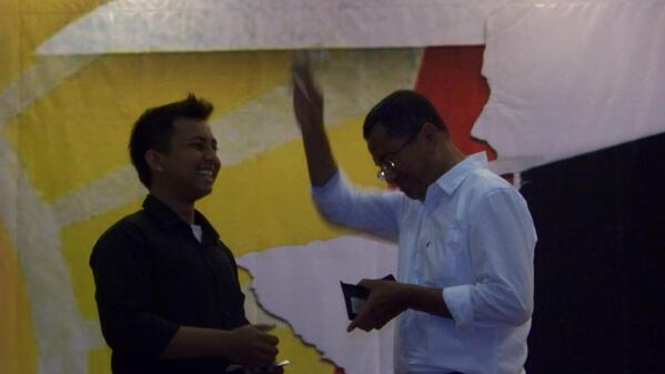 Alhmdulillah <a href="/opik_satulima/">TaofikRachman</a> owner <a href="/KedaiSumurSBG/">KedaiSusuMurni KSM</a> dpt dana tambahan usaha dr pak <a href="/iskan_dahlan/">Dahlan Iskan</a> | cc <a href="/pasundanekspre1/">PASUNDAN EKSPRES</a>