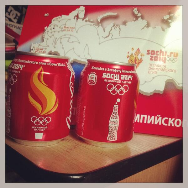 ManicShop's tweet photo. Сегодня встретили олимпийский огонь, было классно :) http://t.co/V6GA7Rp8dK