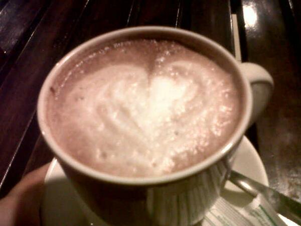 Yg lg galau di bikinin hati sm mas barista <a href="/dhay_ay/">dhara keumala putri</a>  hahaha