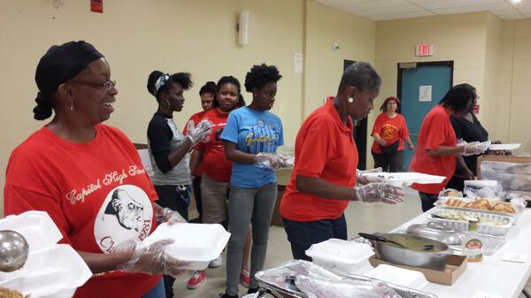 _acw2011's tweet image. You have 3 hours to come and support Capitol High Alumni at their fund raiser at ML King Center. We need your support