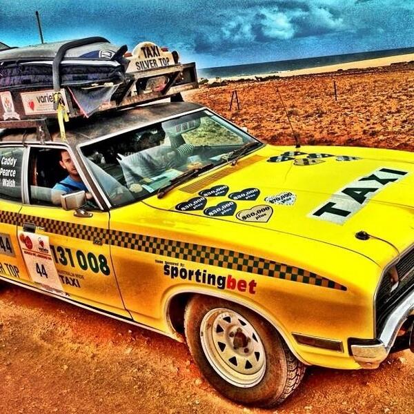 hcadd's tweet photo. A fellow traveller from gnaraloo station sent me a great pic of bash car 44  @bashcar44 @Sportingbet http://t.co/k8UHKHoBMK