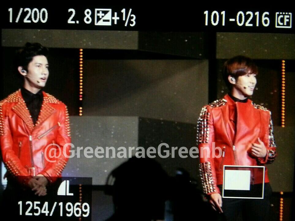 BV0dKthCQAAVRVH.jpg:large