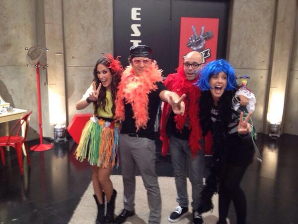 _MaluOficial_'s tweet image. Nuevos estilismos en @lavoztelecinco 😁😁😁