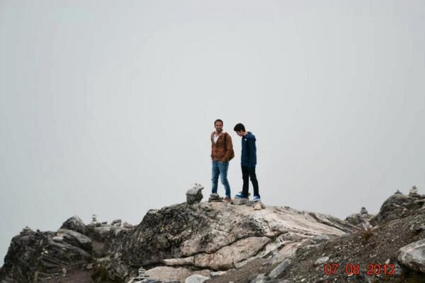 AlvaroSin's tweet photo. Pedazo de verano con mi hermano @Alexrespana http://t.co/rogCt2dMAh