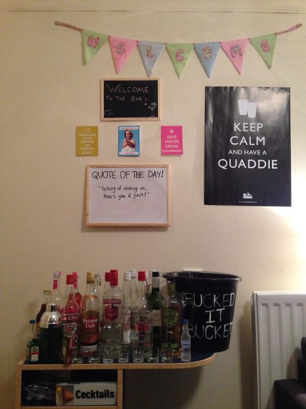 holly_perry's tweet photo. @KluteDurham #dedicated #lads http://t.co/0Bo1ClUbBf