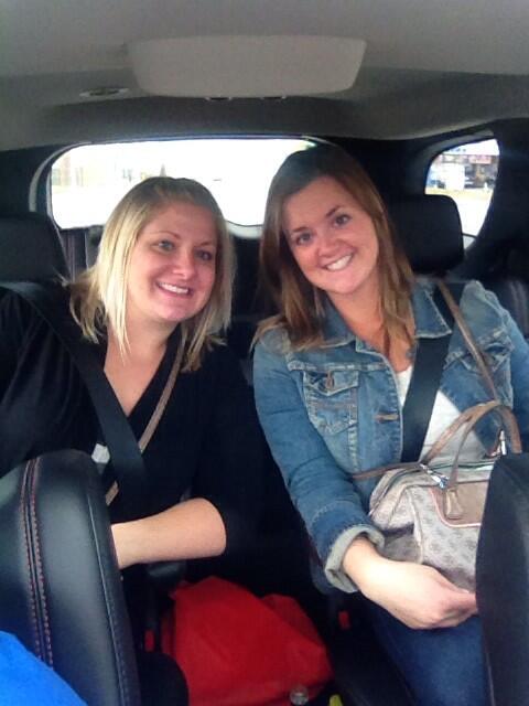 tdfeser's tweet photo. Calgary Fun!! @Toriealice http://t.co/mAJmmsM4E0