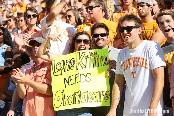 ReedCarringer's tweet photo. Without a doubt the best sign at the game today. http://t.co/rekFbN1cZf