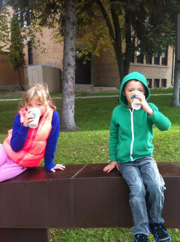 Reachpromo's tweet photo. Cool kids http://t.co/78rZZFNiAx