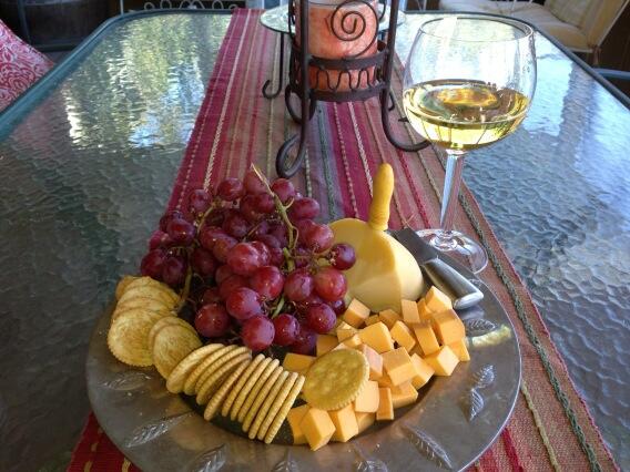 Dougger2112's tweet photo. Cheers to Fall!! http://t.co/HqjxowyAws