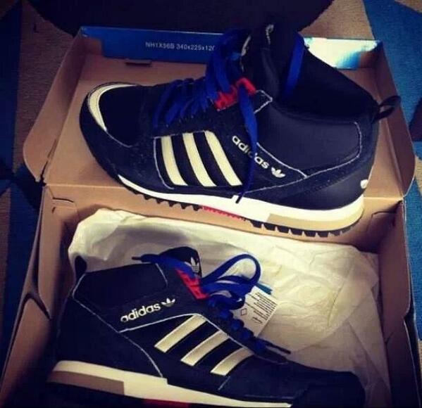 _Claudio_23's tweet photo. Vendo estas zapatillas Adidas a $25.000.- Numero 43. Sin uso. @DonDateador @SrDatos favor RT http://t.co/GWZZBsceuc
