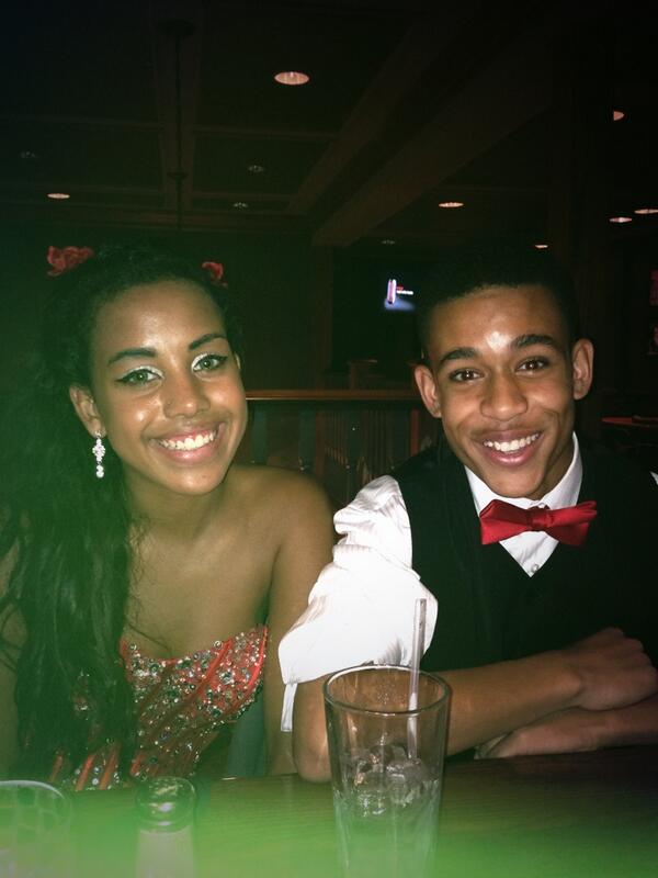 carrrr_steww's tweet photo. Best date Eva @mgoodnight33 http://t.co/dPeq2sYjbP