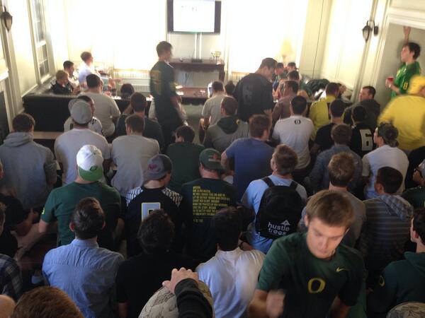 Phi psi game day. Lets goooo ducks!!