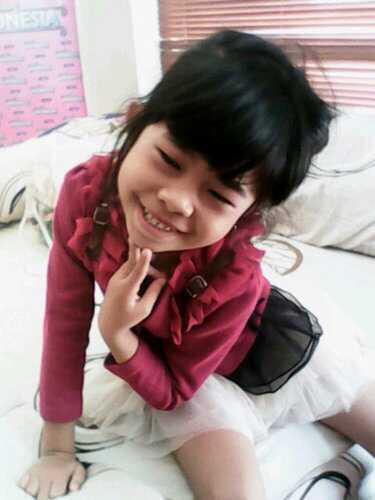 AlifaAddict_MKS's tweet photo. Piss kk ^^^ http://t.co/UEviBFzYww