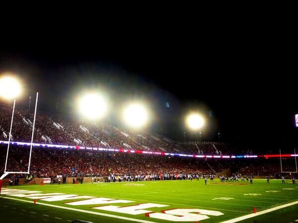 tobyroessingh's tweet photo. A win's a win.  #stanford #fearthetree http://t.co/aKohT3MlDy