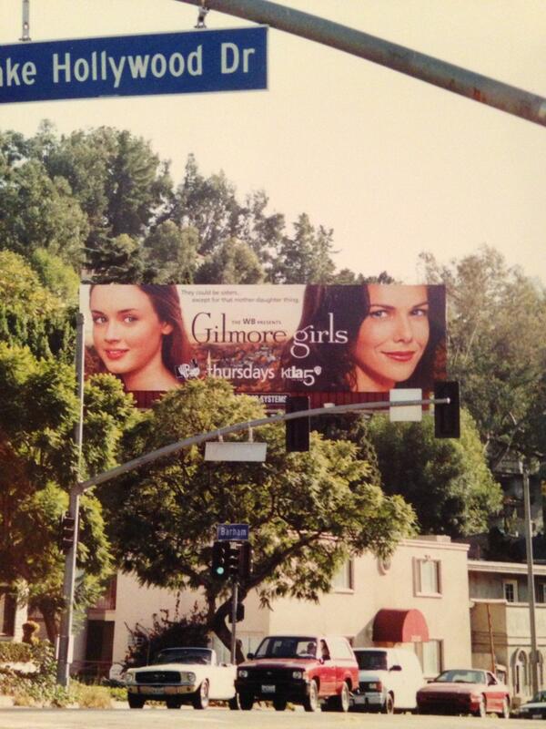 thelaurengraham's tweet photo. Apparently, Gilmore Girls first aired on this date 13 YEARS AGO. Waa? I remember being very excited about this http://t.co/eTCDDyiyhP