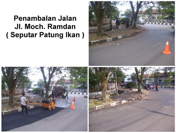 UPTujungberung's tweet photo. @dbmpkotabdg Penambalan Jalan Mochamad Ramdan oleh 'Tim Penambal Jalan' http://t.co/jqz8UbxTA6