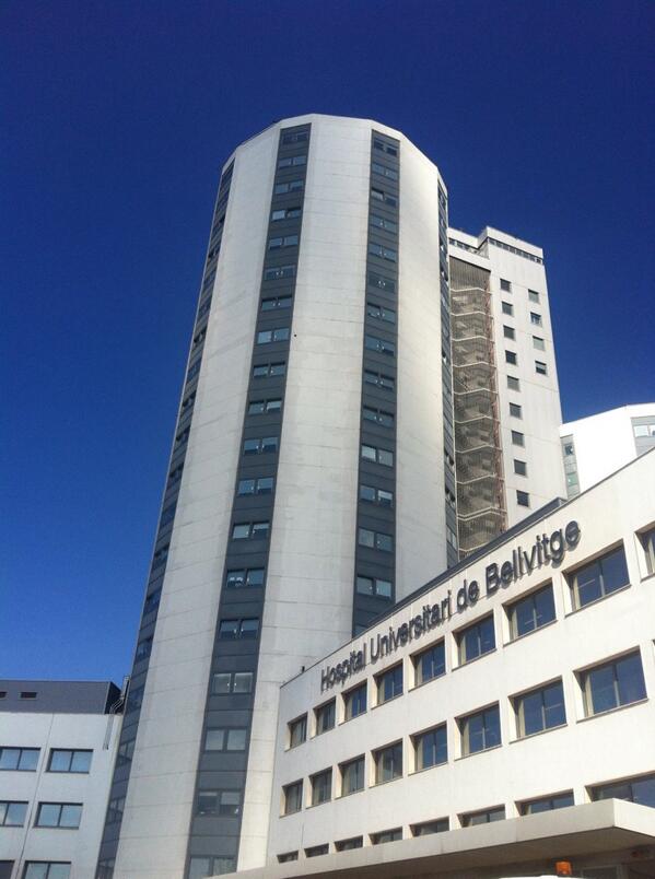 primeraconvo's tweet image. Vengo a visitar a una buena amiga operada de algo grave. Planta 13: seguro que se cura!! #Factor13