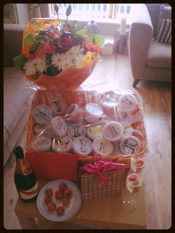 Ray_Shah's tweet photo. To say @DaniCullen was happy about her pressie @TubsSweets is an understatement 😜 #DaniTurns30 http://t.co/0d9XvbNU7v