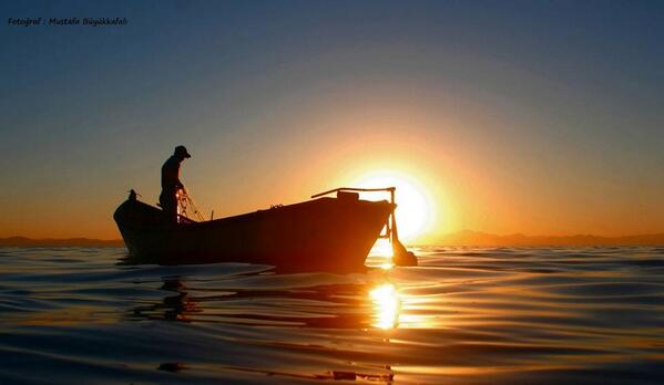 BUYUKKAFALI's tweet photo. GÜN DOĞUMU http://t.co/4m2TFZALBr