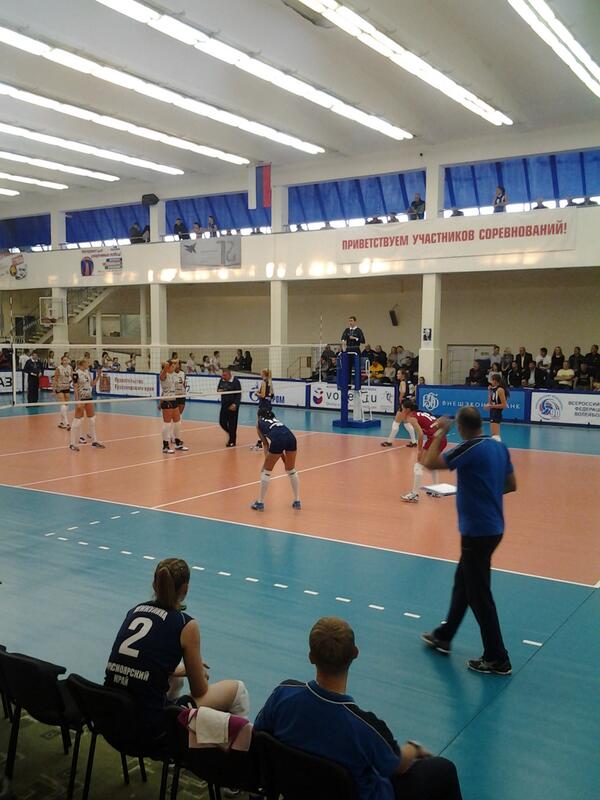 Daha_Pon's tweet photo. Заключительная встреча дня) http://t.co/3p39Y8P7YL