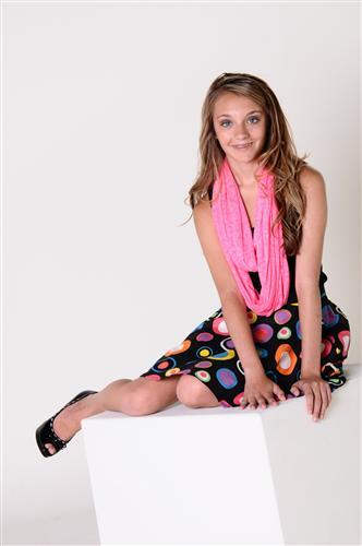 amberdevries2's tweet image. woo hoo i got my photos! &amp;lt;3