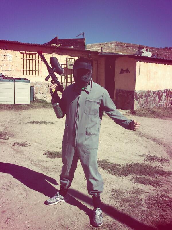 pabloquebien's tweet photo. Gran día d paintball, si señor. http://t.co/Ub1oGk74YB