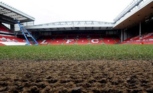 LFCTalk8's tweet photo. #kingken quite busy around anfield just tidying http://t.co/gGX9VzUMn5