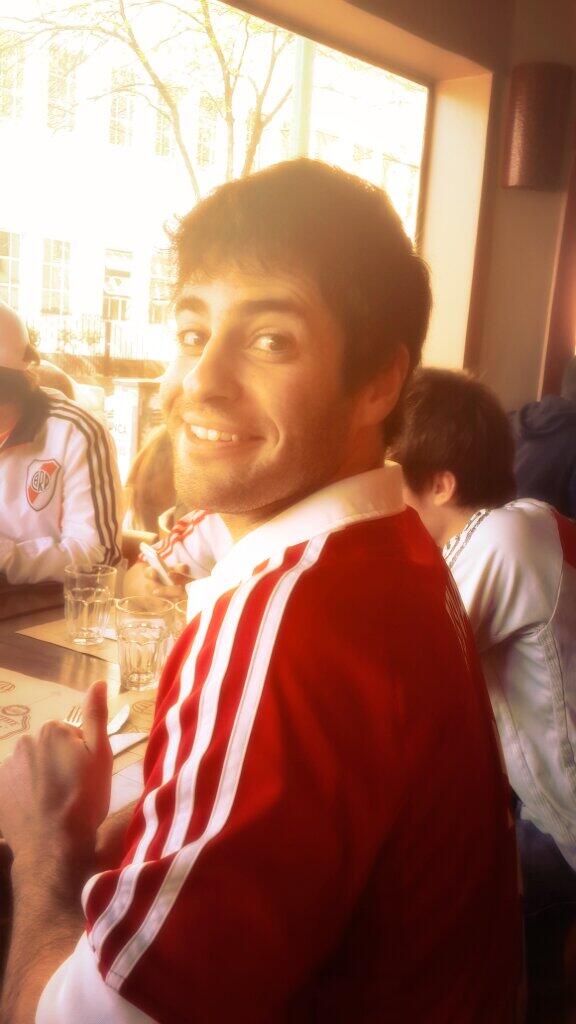 Agustinpaol's tweet photo. A los traidores los vamos a matar @jm_alvarez17 @PedroBeraza @maxisabino http://t.co/uQUcKYR3Oj