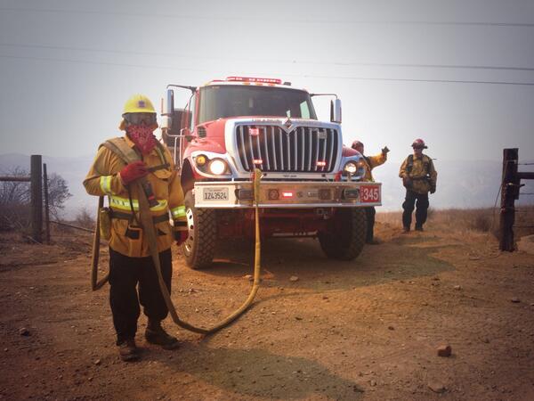 LANow's tweet image. Photo from scene of Orange County #bakerfire Firefighters at work. via @stuartpalley
