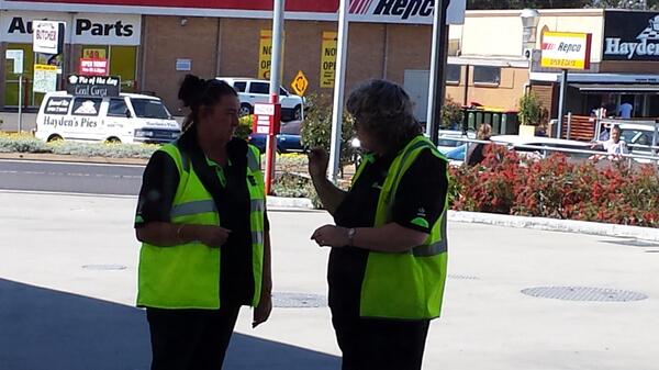 EmmaHettle's tweet photo. Team at ulladulla discussing tactics for customer service day http://t.co/RRV81Nwlza