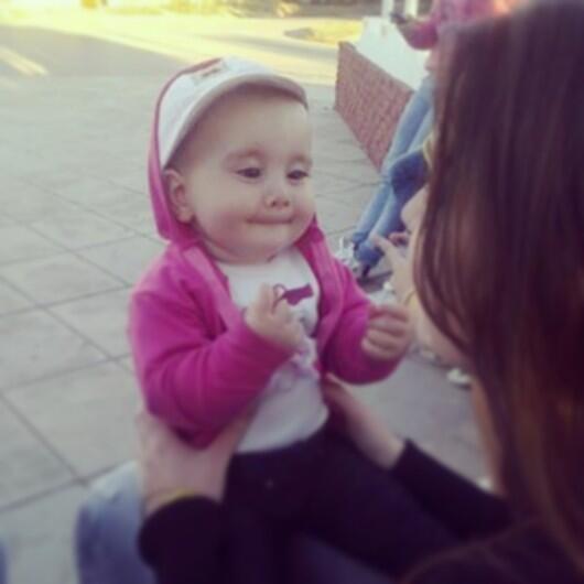 valevidaal's tweet photo. Bebota hermosa, no crezcas más! http://t.co/w5CTiCCgjM